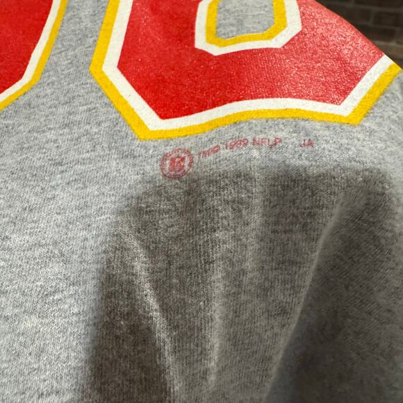 Vintage 1999 Kansas City Chiefs Gray Derrick Thomas T-Shirt Size Youth Large - Picture 7 of 7